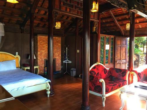 Hotel Osaka Village Dalat