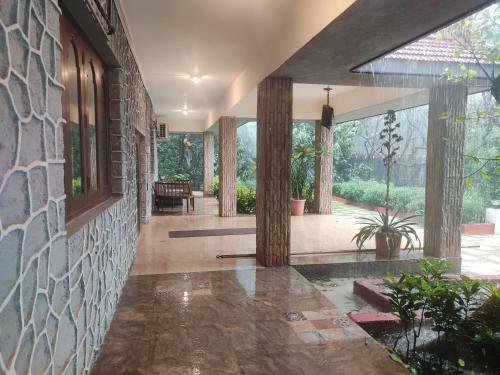 Taskeen Villa, 5 Bhk With Pool, Khandala, Lonavala