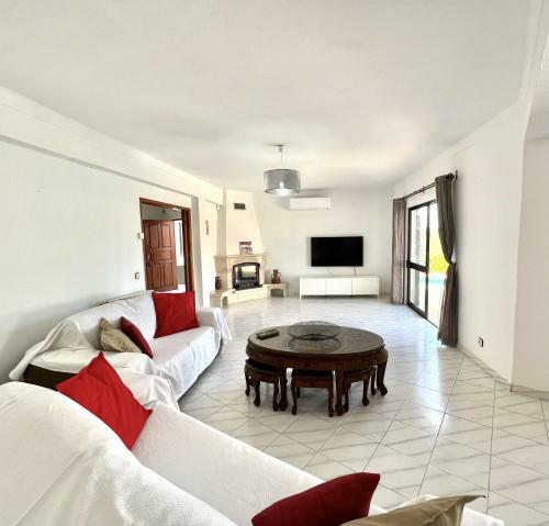 Villa Duas Sentinelas - Private Pool By HD Properties