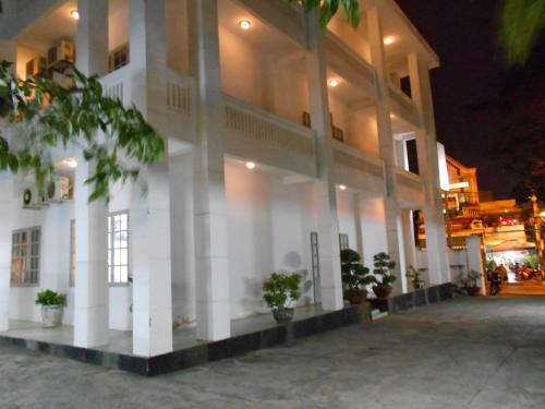 Hoang Yen Hotel