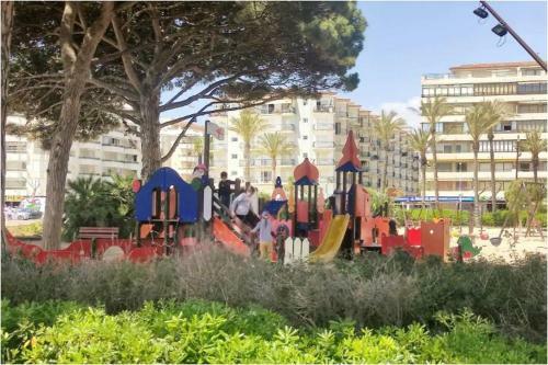 Apartamento Primer�sima L�nea La Pineda