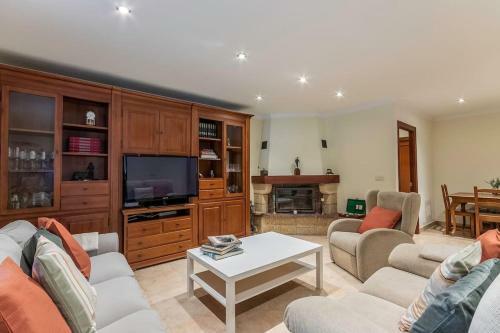Caser�o Entre Bilbao Y Urdaibai