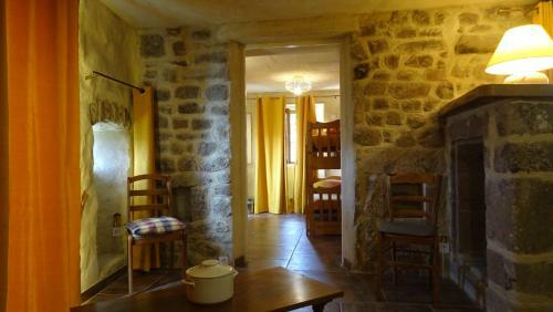 Hotel G�te de Chapel�che Les Glycines