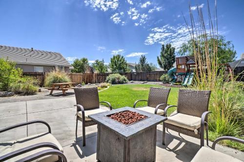 Family Reno Home With Spacious Yard And Fire Pit