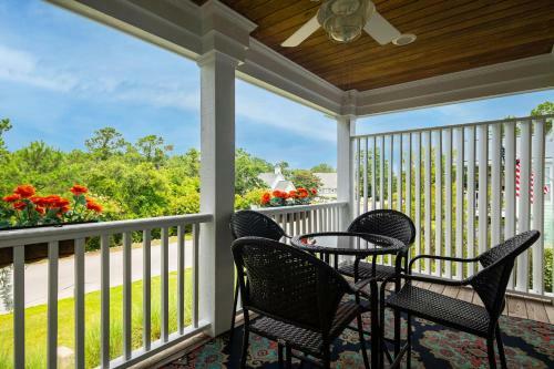 Marina 1 By Oak Island Accommodations