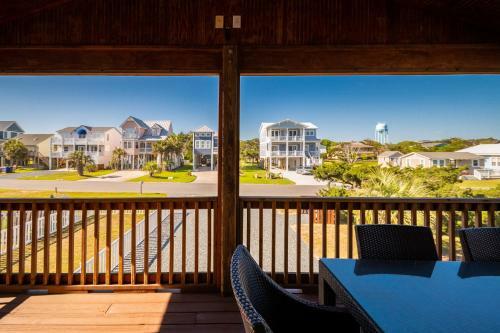 See The Sea By Oak Island Accommodations