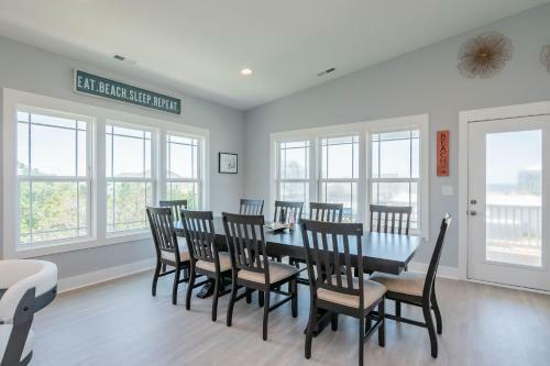 Sweet Sunshine By Oak Island Accommodations