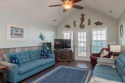 Sherrys Paradise By Oak Island Accommodations