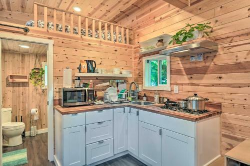 Apartamento Modern Lynnwood Tiny House 16 Mi To Seattle!