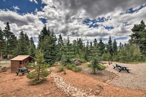 Duck Creek Village Chalet With Fire Pit And Decks