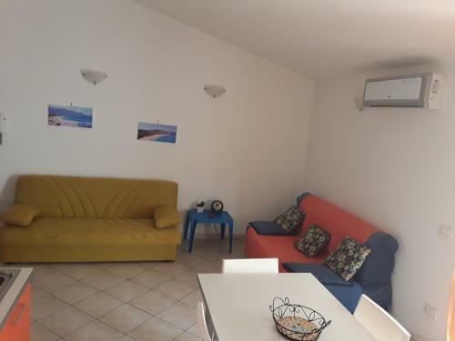 Apartamento Trilocale In Residence Con Piscina