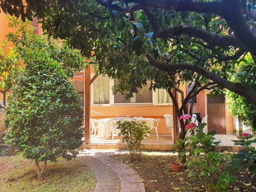 Apartamento Terry - Appartamento 6 Posti Con Giardino In Centro