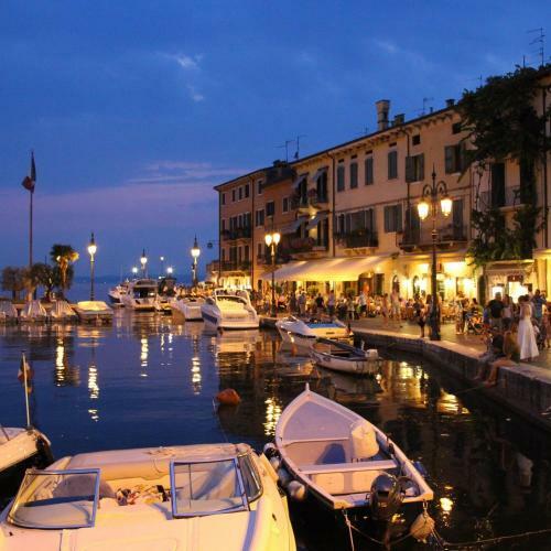 Apartamento Casa Elegante E Panoramica Sul Lago Di Garda