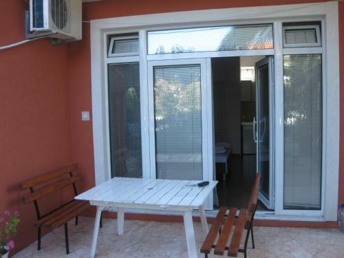 Hostal Apartments Drobni Pijesak