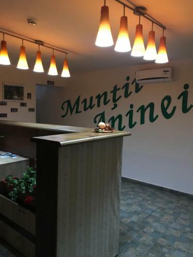 Hostal Pensiune Muntii Aninei