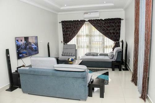 Zikem Apartments Golf Estate
