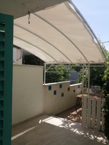 Petite House