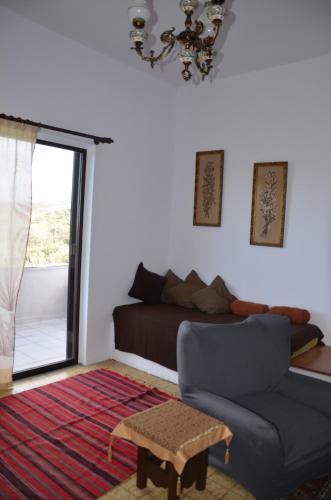 160 M2 Village House "arkadi"