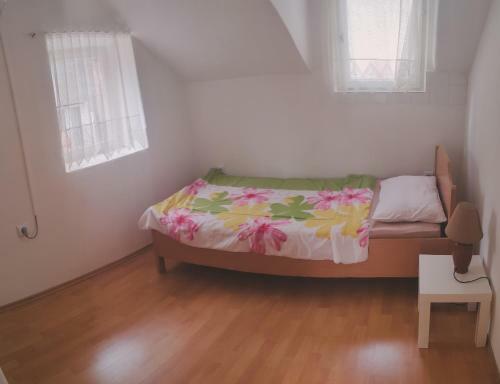 Hostal Adriana Downtown Guesthouse