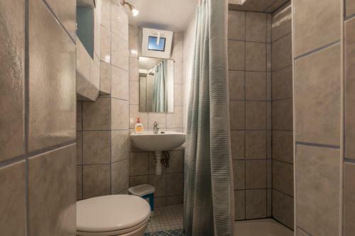Hostal Adriana Downtown Guesthouse