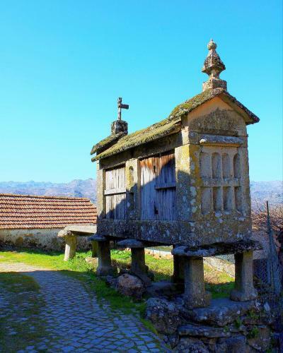 Casa Do Faqueiro De Casas Brioso