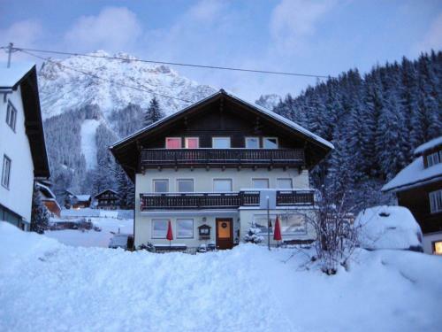 Bed & Breakfast Pension Haus Maria