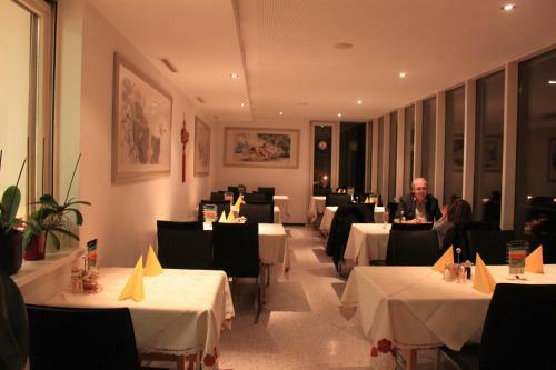 Hostal Pension & Restaurant Tsingdao