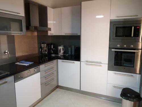S�o Rafael Beach 300 M - Vila Rosal House
