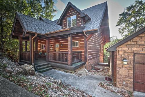Lovely Garfield Cabin With Direct Beaver Lake Access