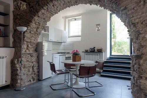 Casa Degli Archi