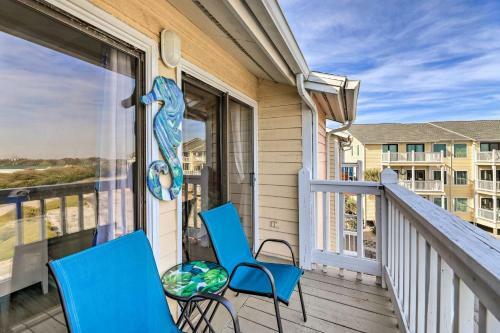 Apartamento Oceanside Emerald Isle Condo, Steps To Beach!