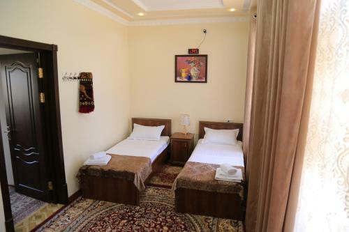 Hostal Nihol Hotel