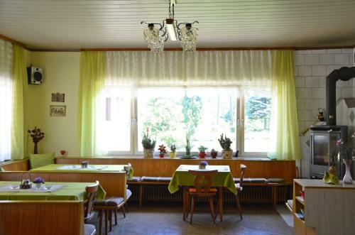 Hostal Gasthof-pension Karawankenblick