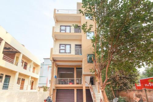 Hotel Oyo 65287 Ns Guest House
