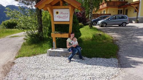 Hostal Pension Alpenblick