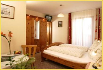 Hostal Pension Appartements �tzmooshof