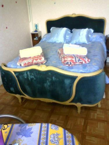 Hostal Chambre de La Baronne de Rochegrosse