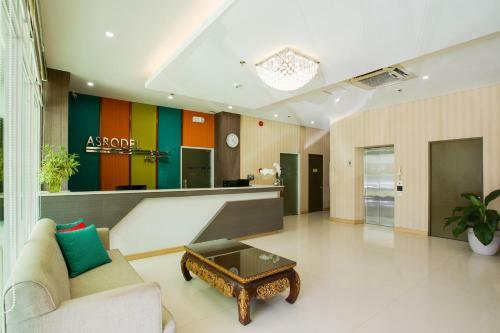 Capital O 461 Asrodel Hotel