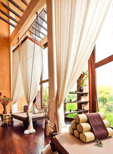 Hotel Anantara Golden Triangle Elephant Camp & Resort