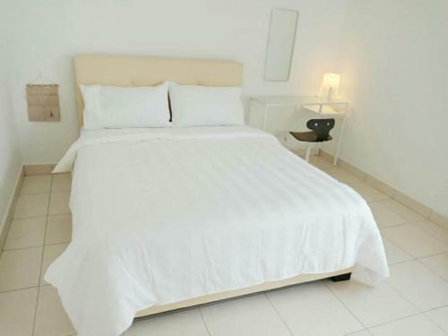 White Residence Semi-d Setia Alam/klang