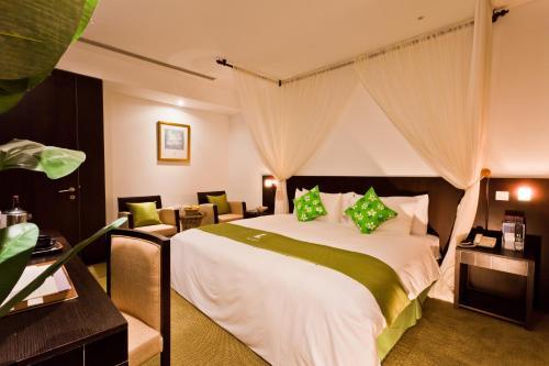 Hotel The Loft Seaside Suites