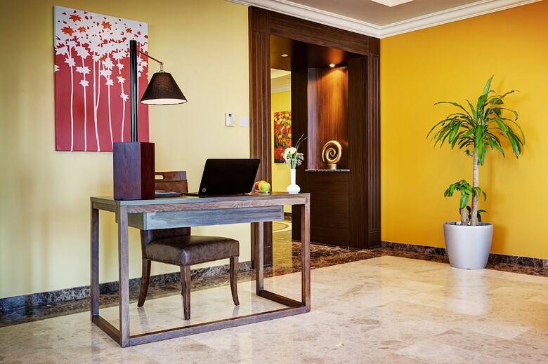 Abidos Hotel Apartment
