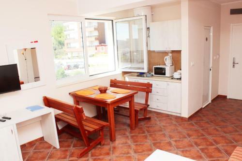 Mila & Aleksandr Apartments