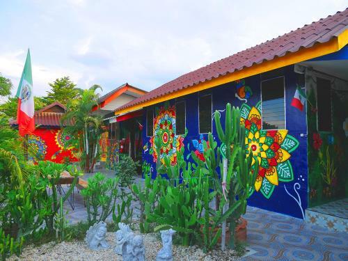 Hotel Mexican Resortlampang