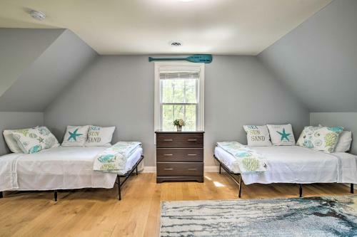 Well-appointed Gary Home Few Blocks To Beach!