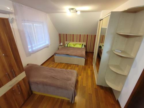 Hostal Thermalpark Lake Apartments
