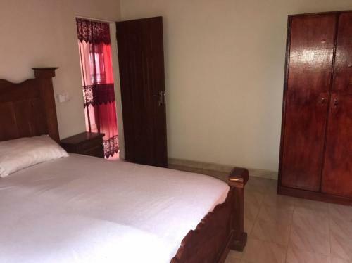 Hostal Thefamily Apartments