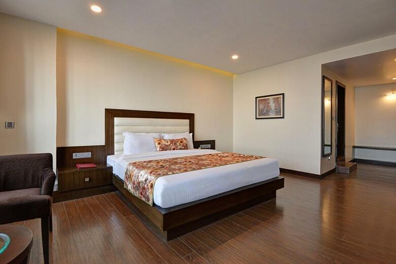 Hotel Summit Montana Suites & Spa