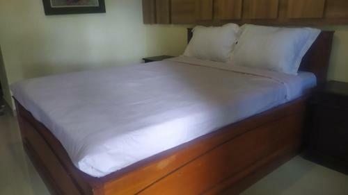 Hotel Oyo 90858 Mai Mena Canggu