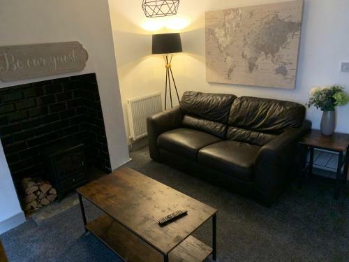 Cosy Cottage In Redcar - Workstays Uk